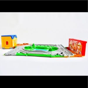 Thomas and Friends Take-N-Play Maithwaite Station